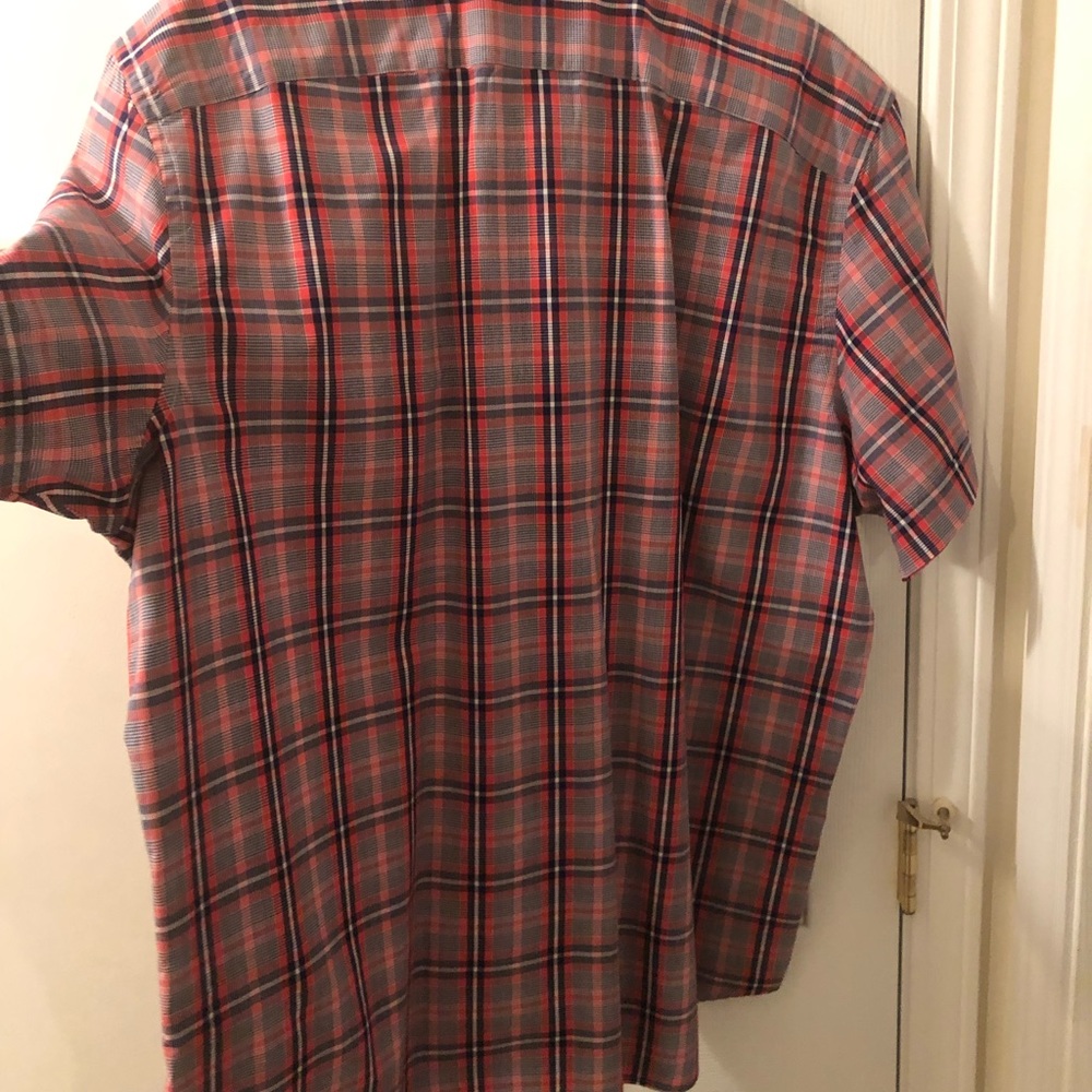Short sleeve button down - Picture 3 of 3